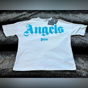 New Palm Angels t-shirt. XL, though larger size for XL. Hence why I’m selling.